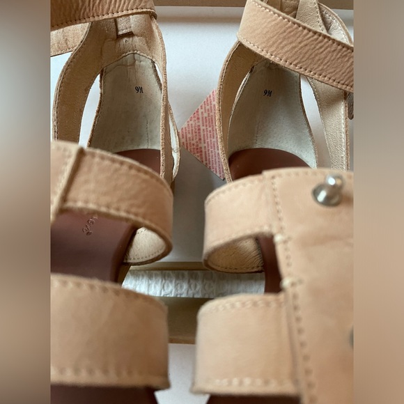 Matt Bernson - Sandals (size 9) - Picture 5 of 12